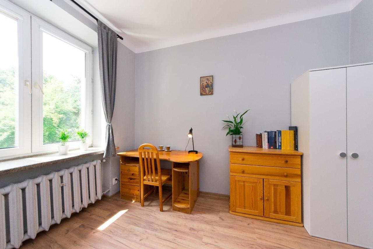 3-Bedroom Flat In City Center P4You Pl Krakow Bagian luar foto