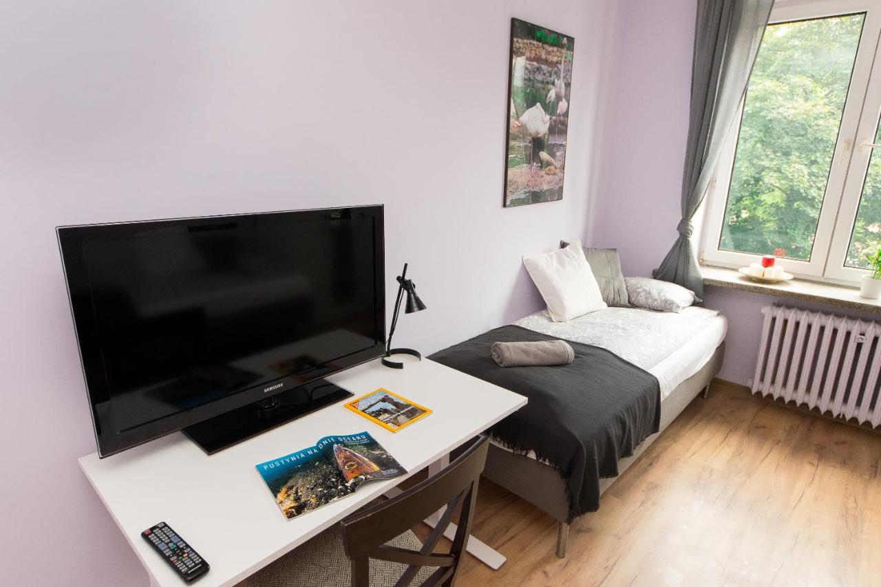 3-Bedroom Flat In City Center P4You Pl Krakow Bagian luar foto